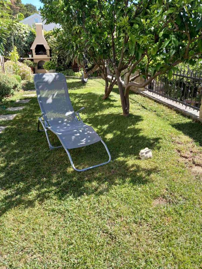 Apartman Katica Banjol Exterior foto